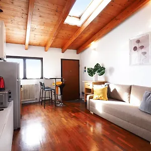 https://primopiano-comune-antico.it-lombardy.com